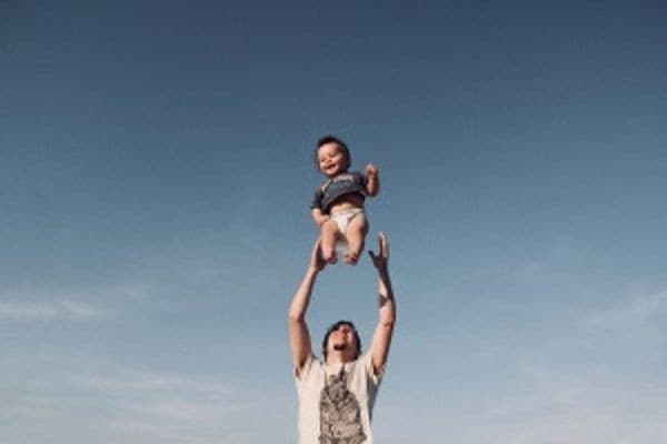 Prendre l'avion avec un bébé